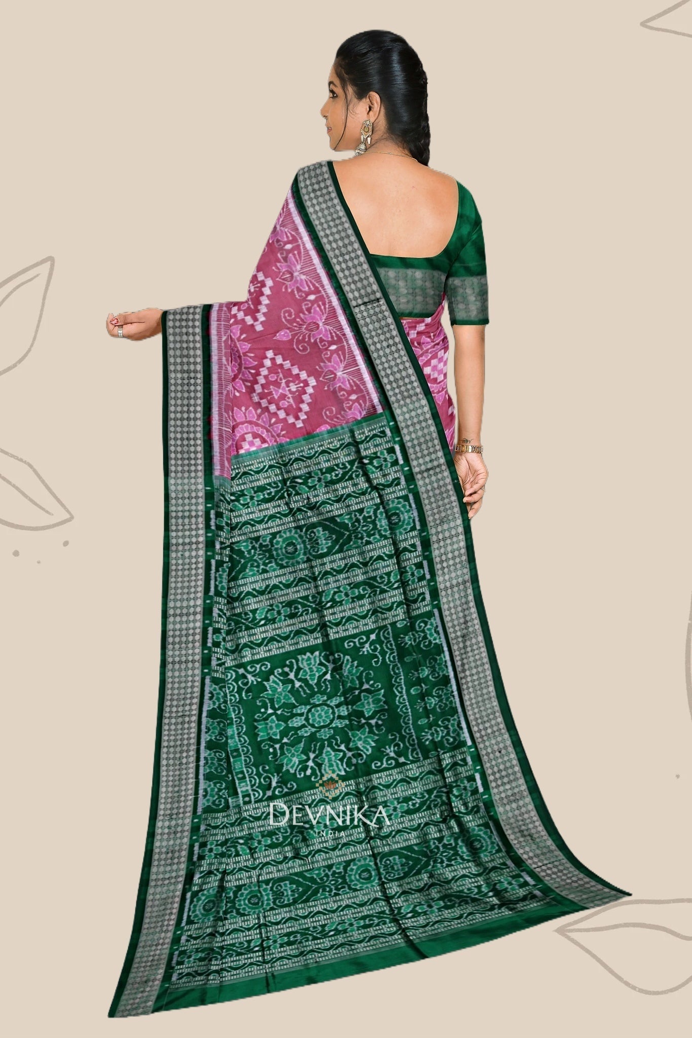 Sweet Pink Forest Green Bandha Pasapali Saree