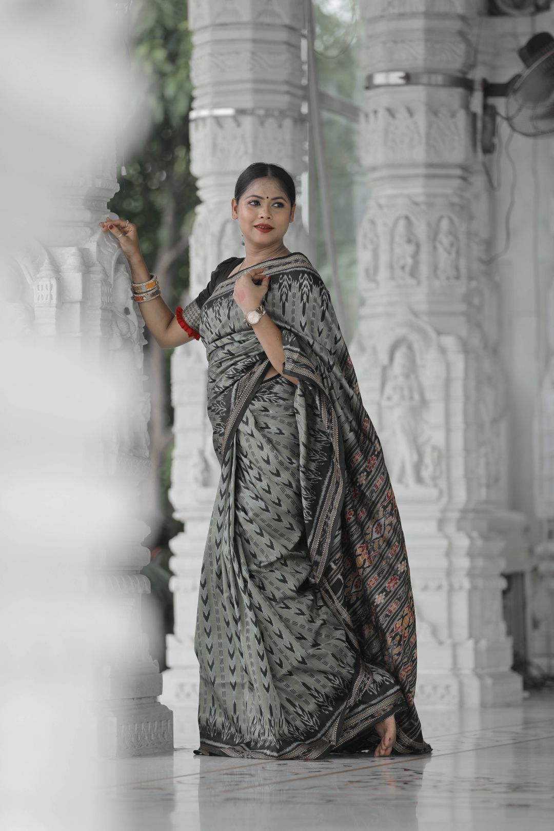 Grey Dhanpatri Khandua Pata Saree Silk | Odisha Handloom | Devnika