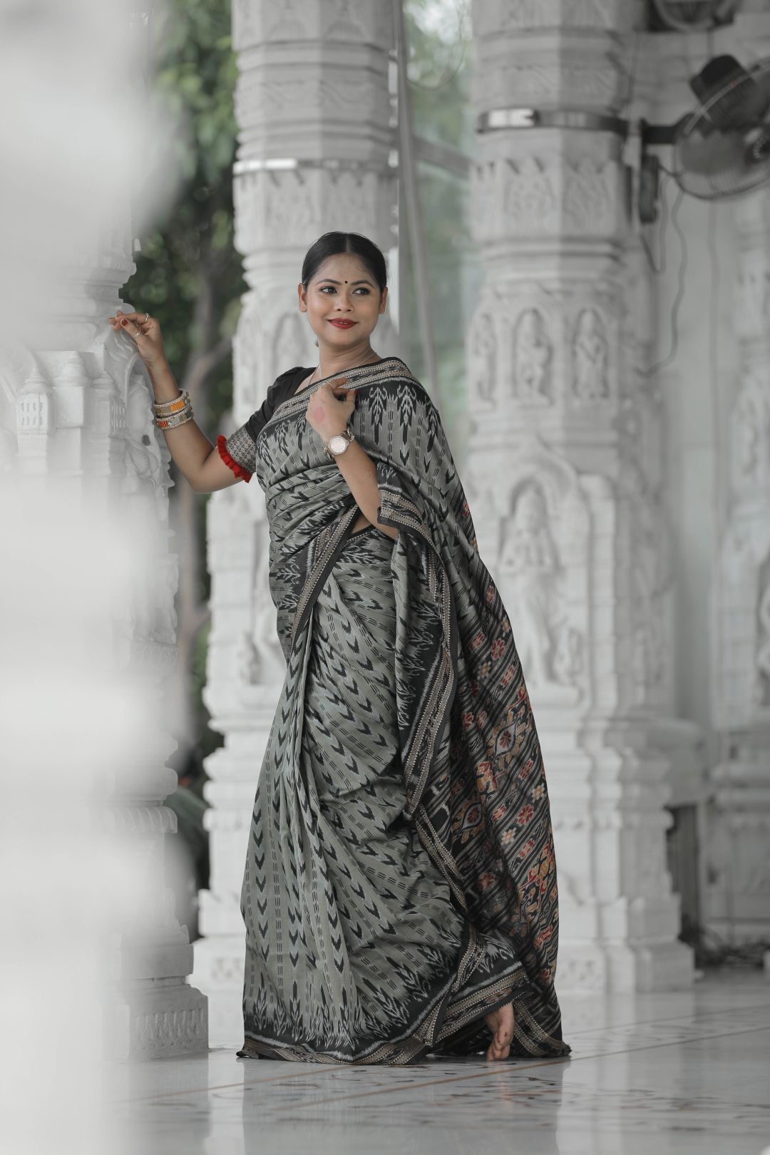 Grey Dhanpatri Khandua Pata Saree Silk | Odisha Handloom | Devnika