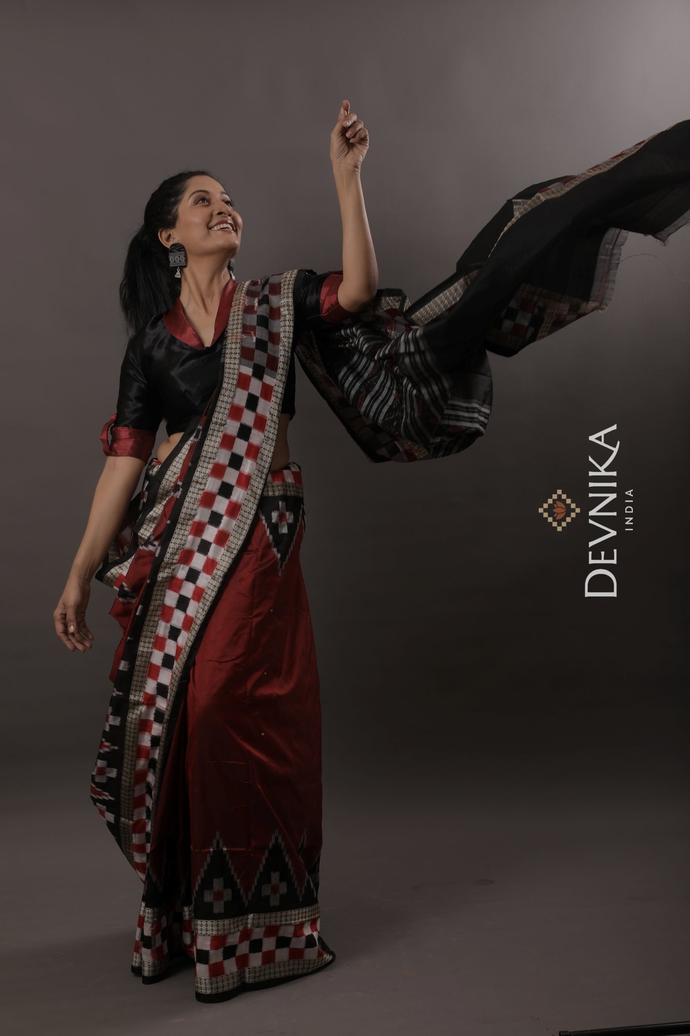 Border Pasapalli Saree | Odisha Handloom GI Tagged | Devnika