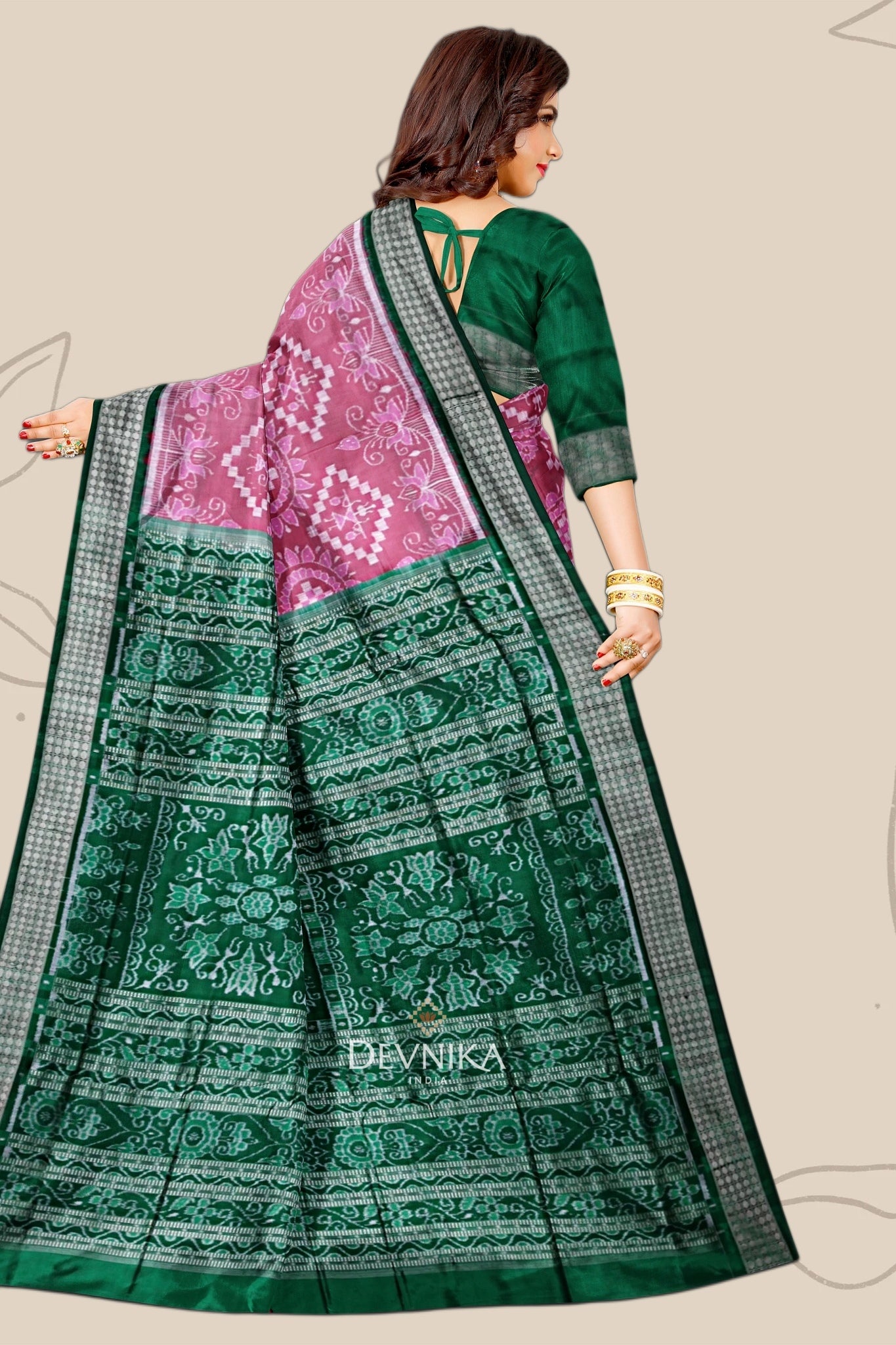 Sweet Pink Forest Green Bandha Pasapali Saree