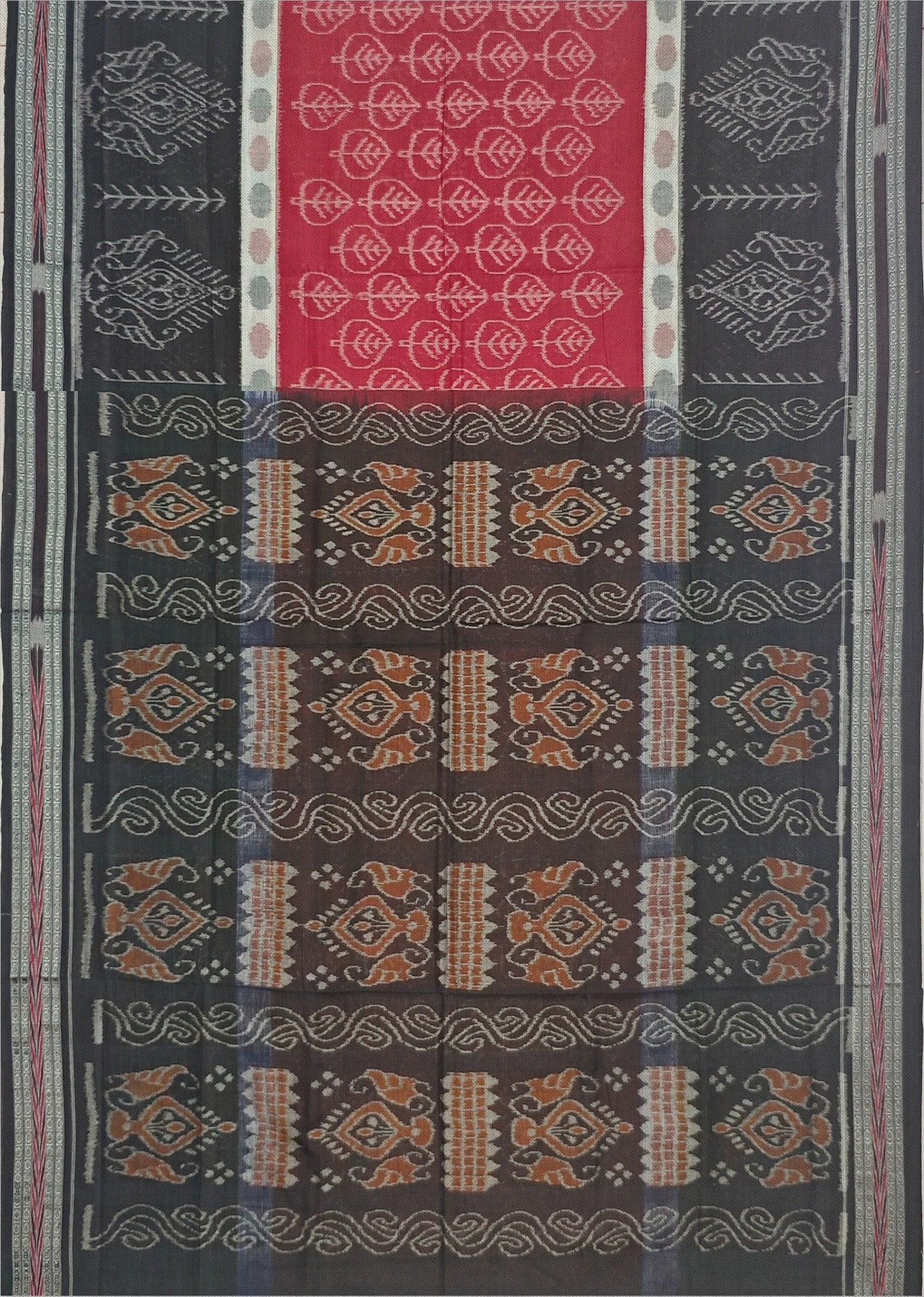 Maroon And White Mania Bandha Traditional Katiki Saree | Odisha Handloom GI Tagged | Devnika