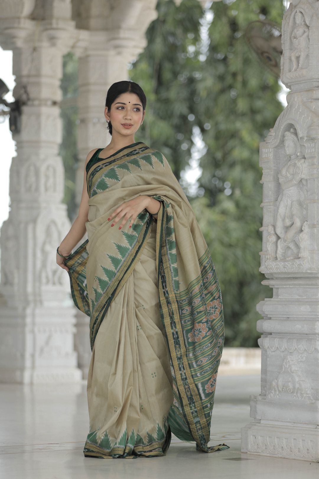 Matha Big Temple Border Khandua Pata Saree | Odisha Handloom | Devnika