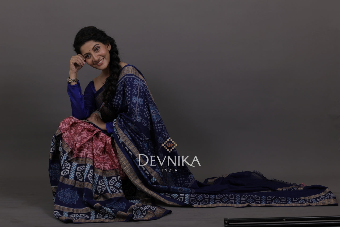 Pink Double Border Bandha Saree | Odisha Handloom GI Tagged | Devnika
