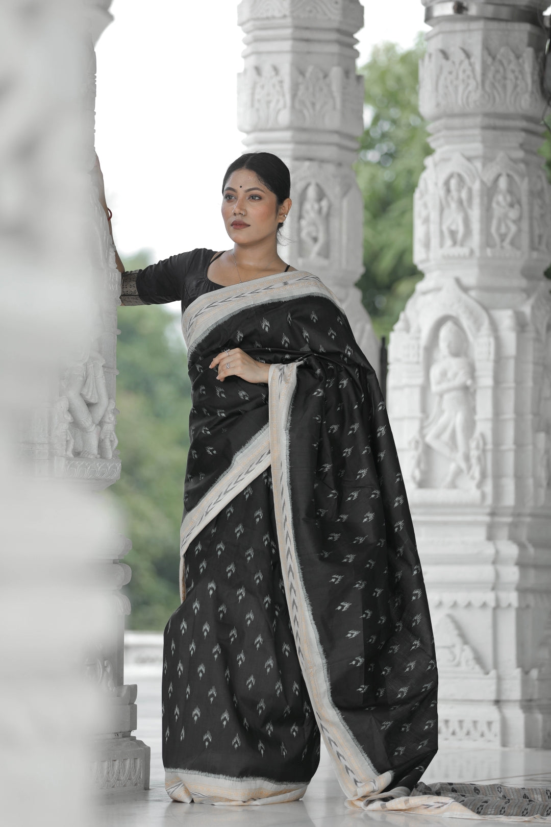 Black Bandha Khandua Saree | Odisha Handloom | Devnika