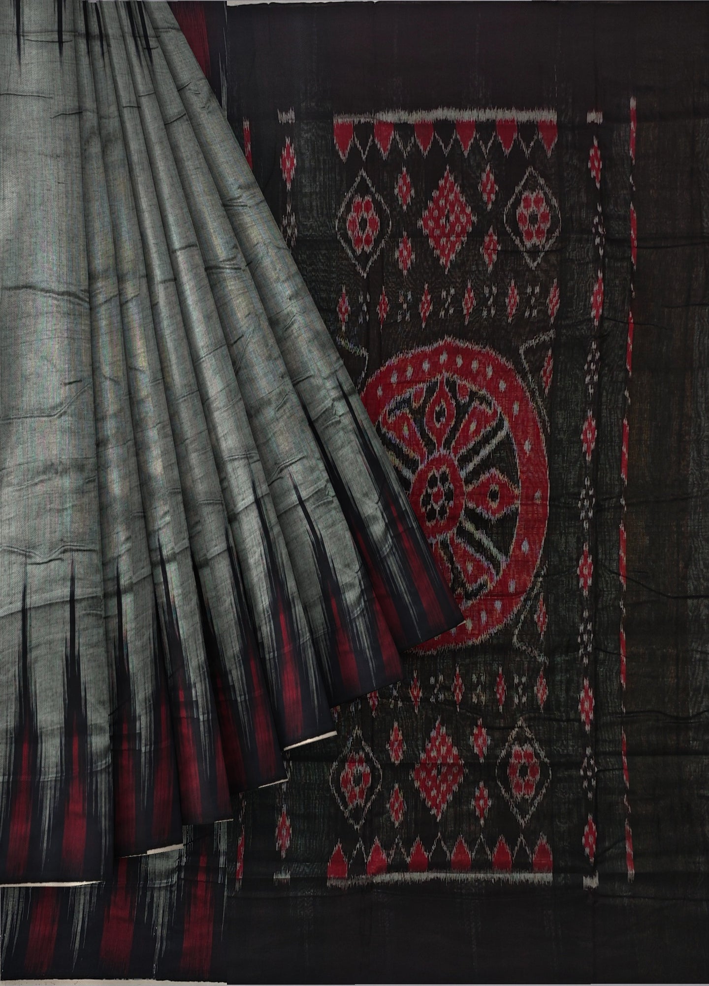 Grey Mania Bandha Traditional Temple Border Katiki Saree | Odisha Handloom GI Tagged | Devnika