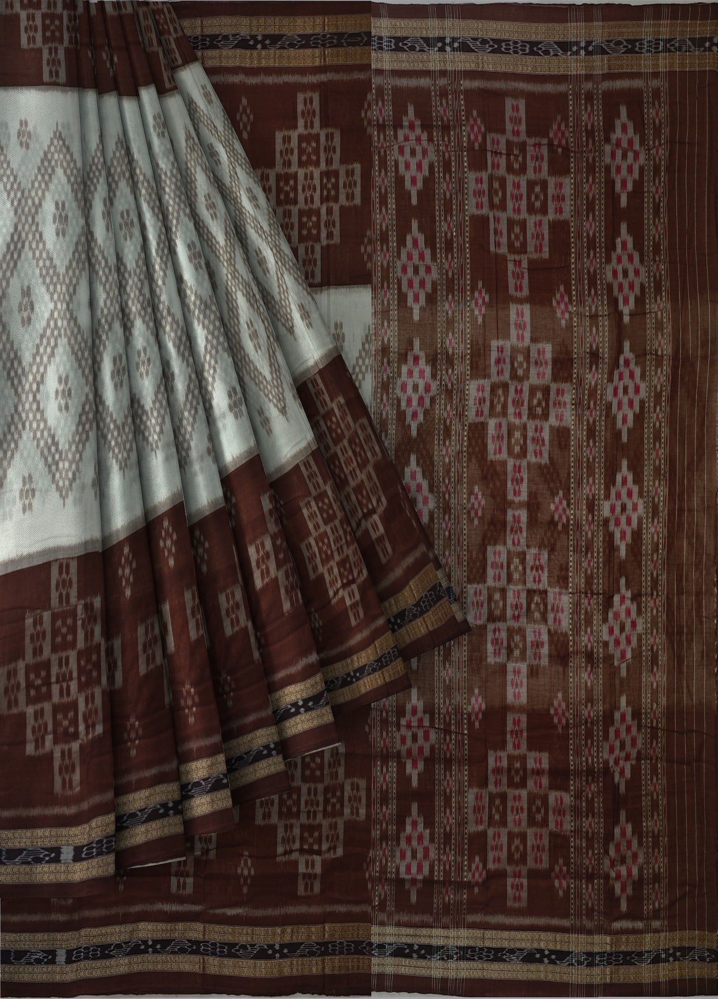 White Mania Bandha Traditional Katiki Saree | Odisha Handloom GI Tagged | Devnika