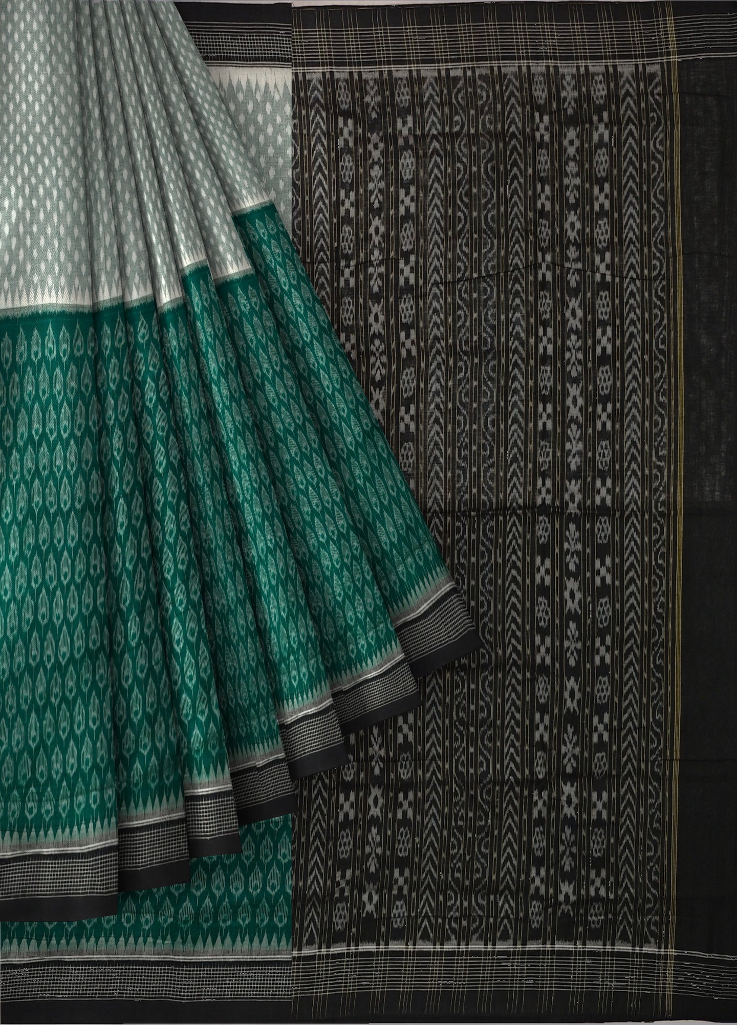 Green White Half Half Body Bandha Saree