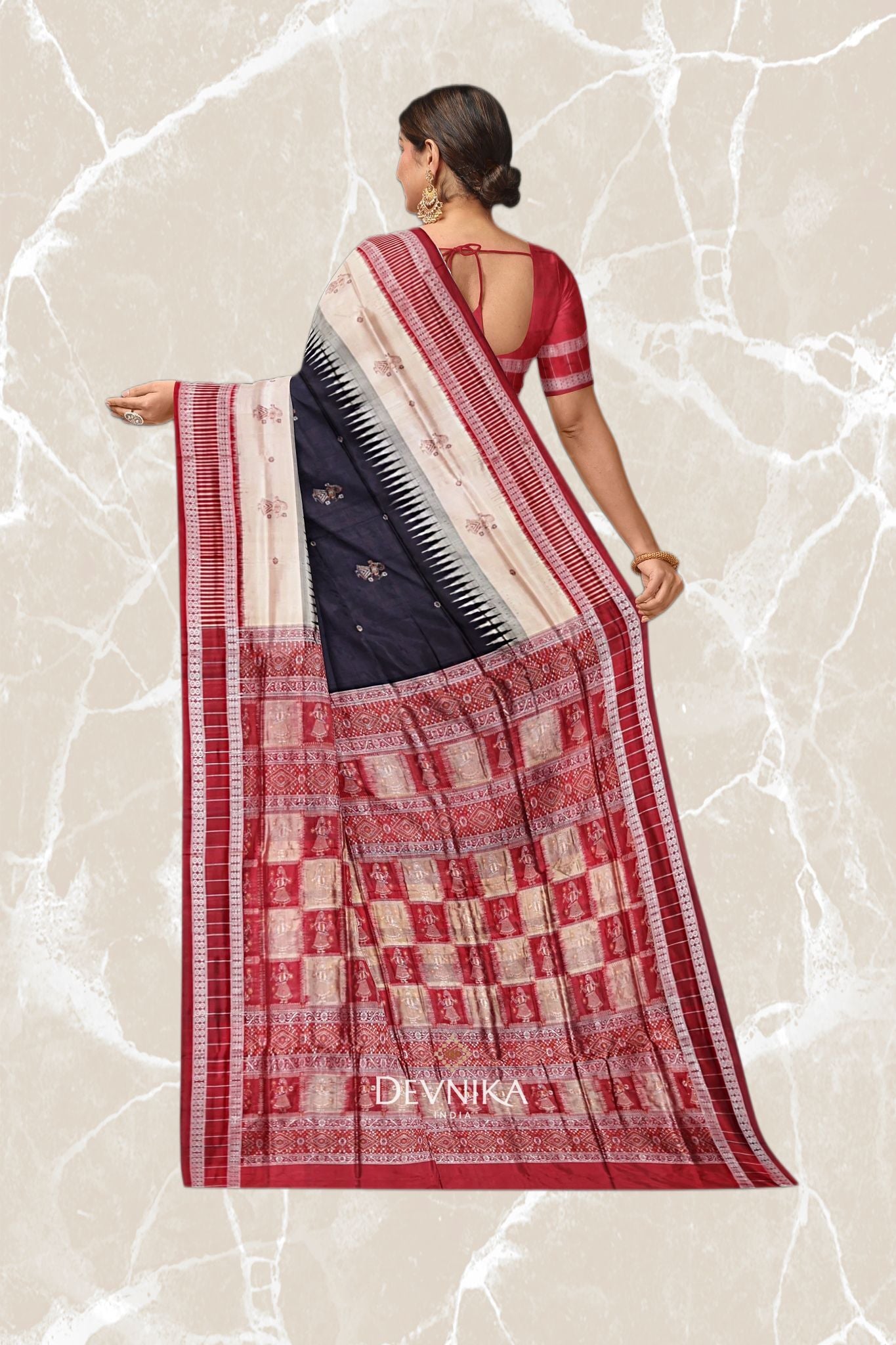 Black Kathi Bomkai Kandhei Saree