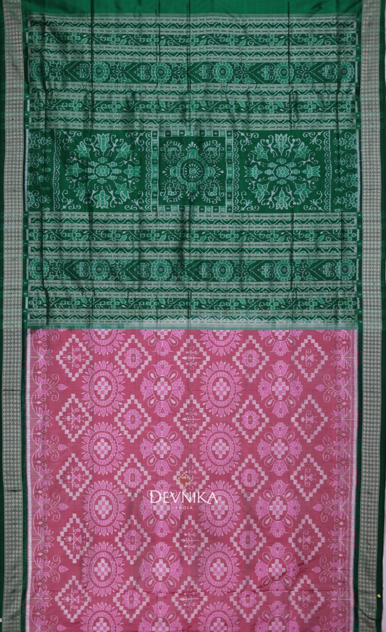 Sweet Pink Forest Green Bandha Pasapali Saree