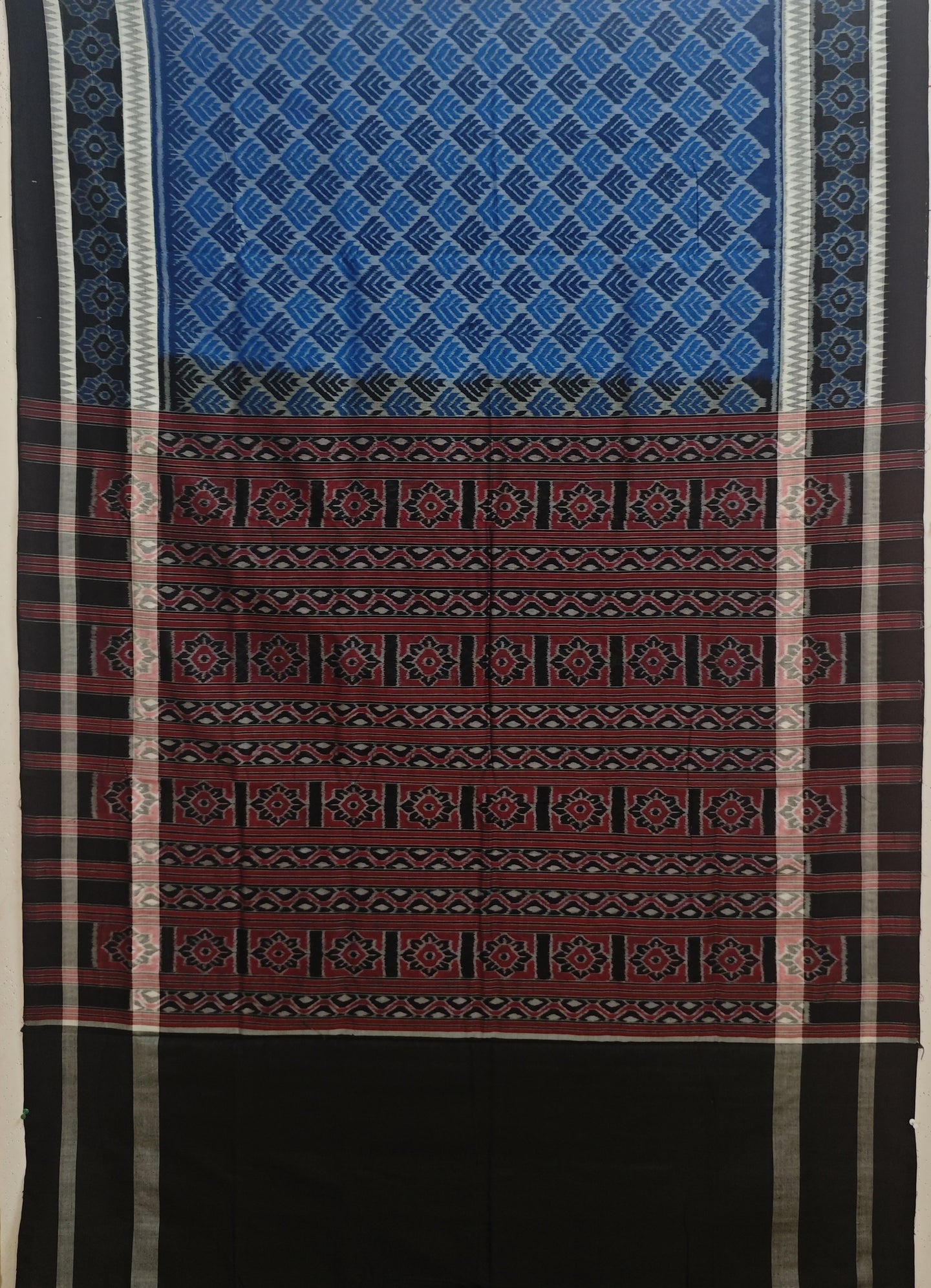 Sumati Traditional Body Bandha Saree | Odisha Handloom GI Tagged | Devnika