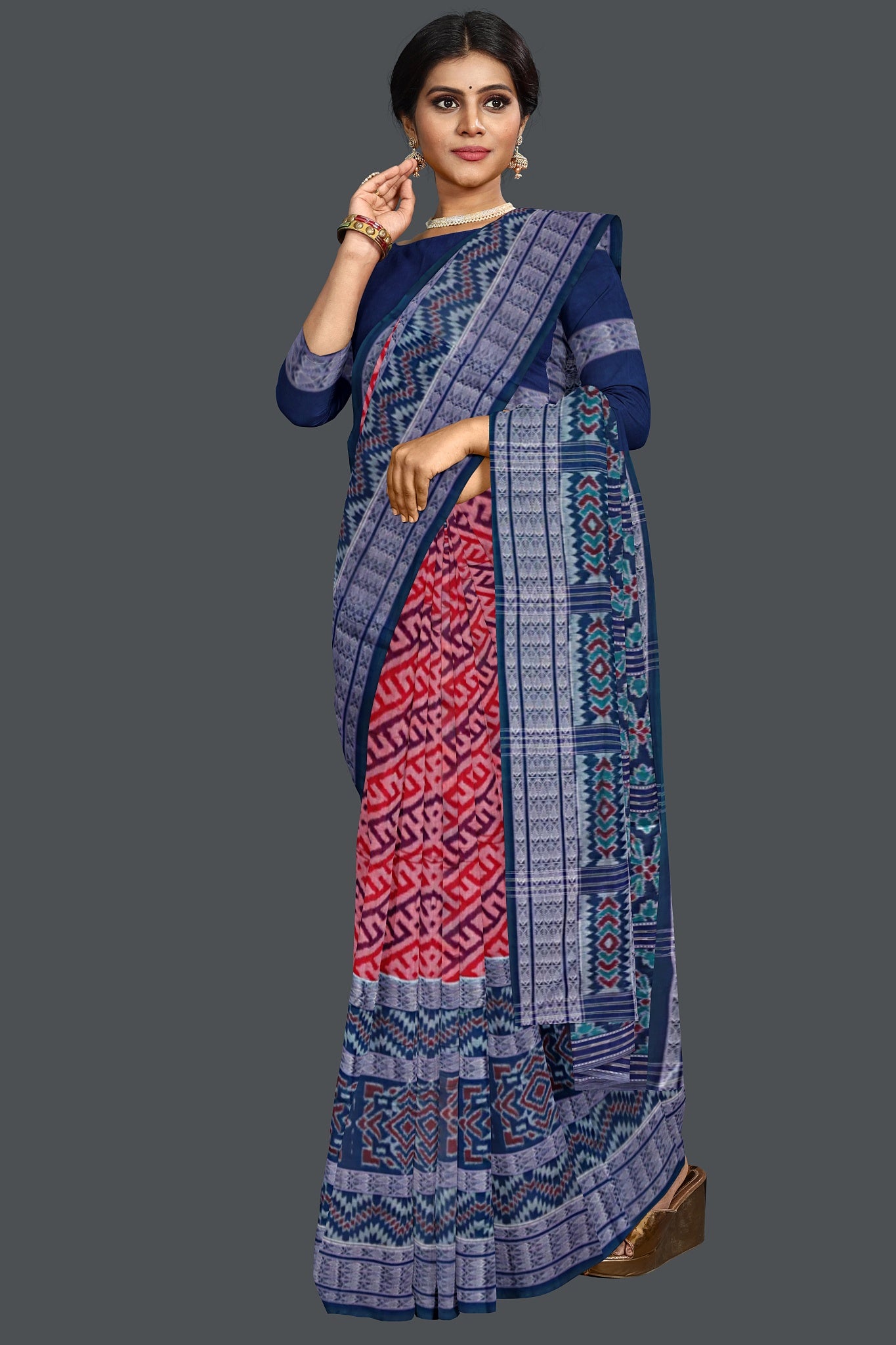 White Blue Fish Border Bandha Saree