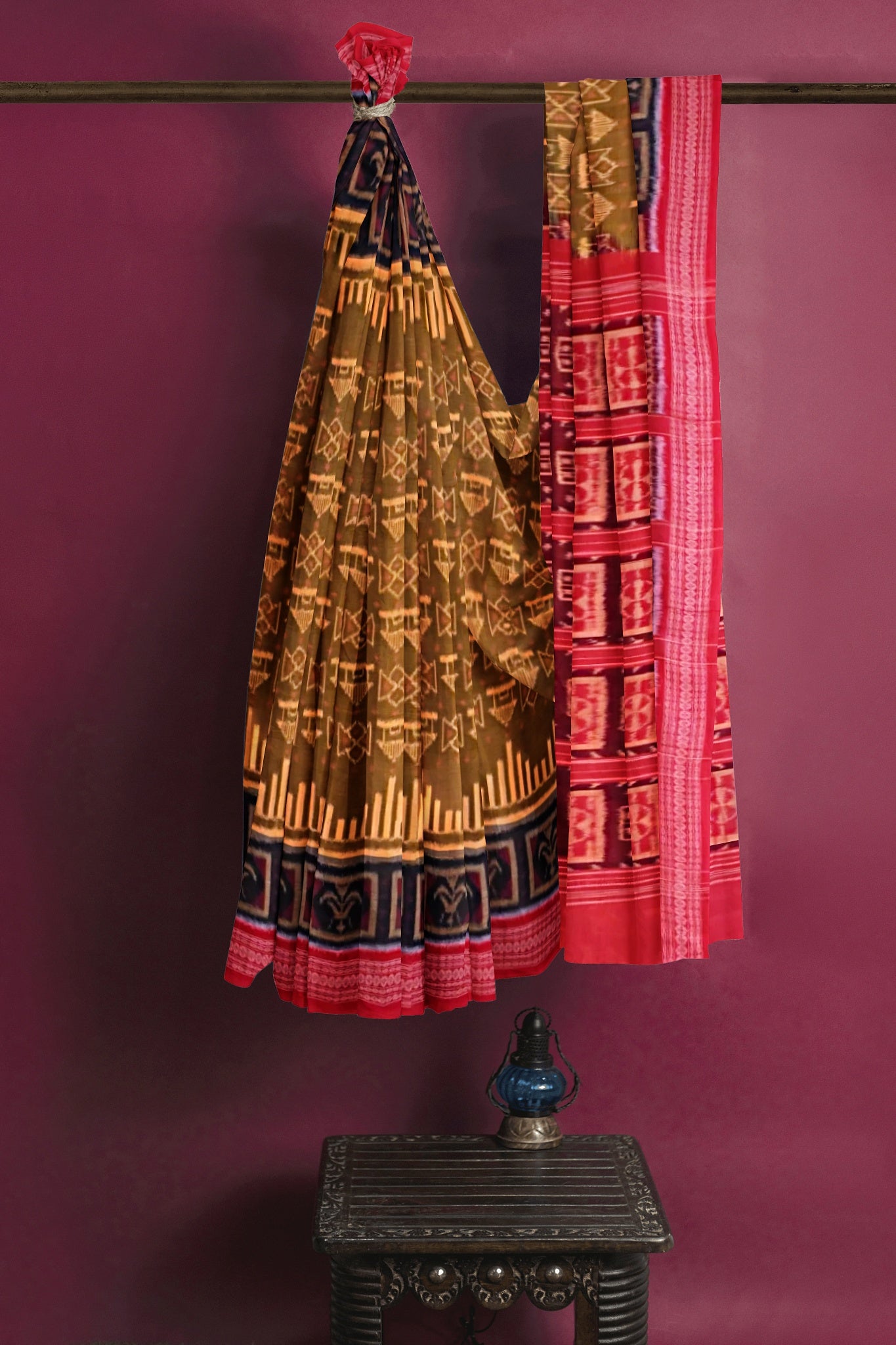 Golden Brown Big Border Bandha Saree