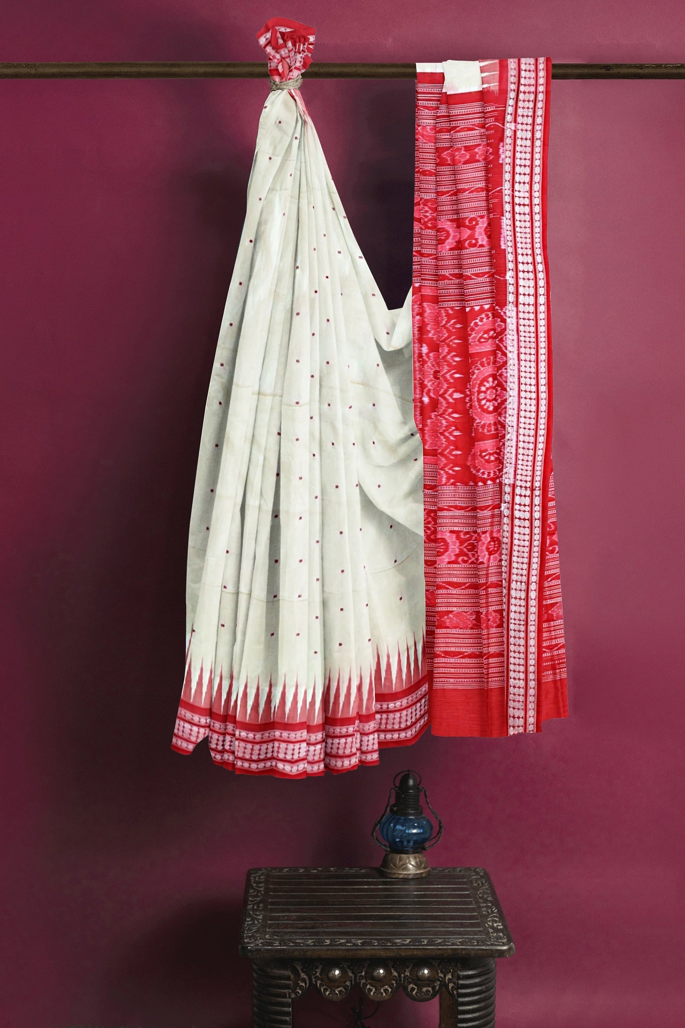 Cream Bomkai Butti Saree