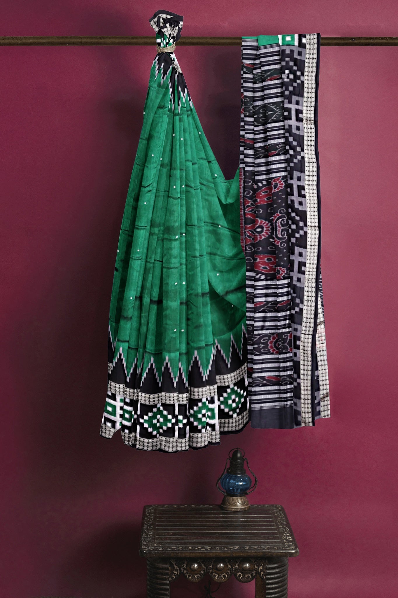 Forest Green Border Pasapalli Buti Bomkai Saree