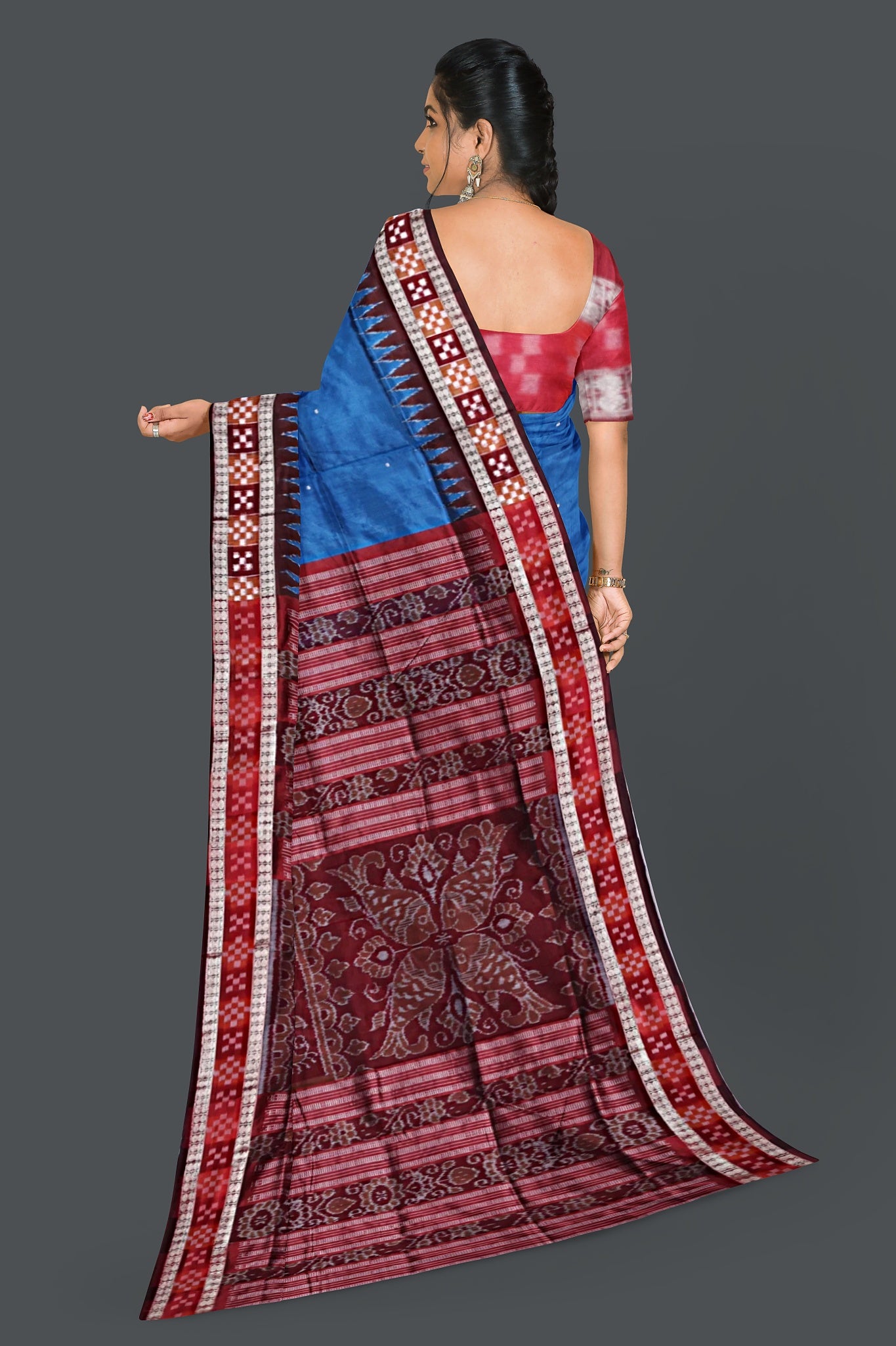 Royal Blue Border Pasapalli Bomkai Saree