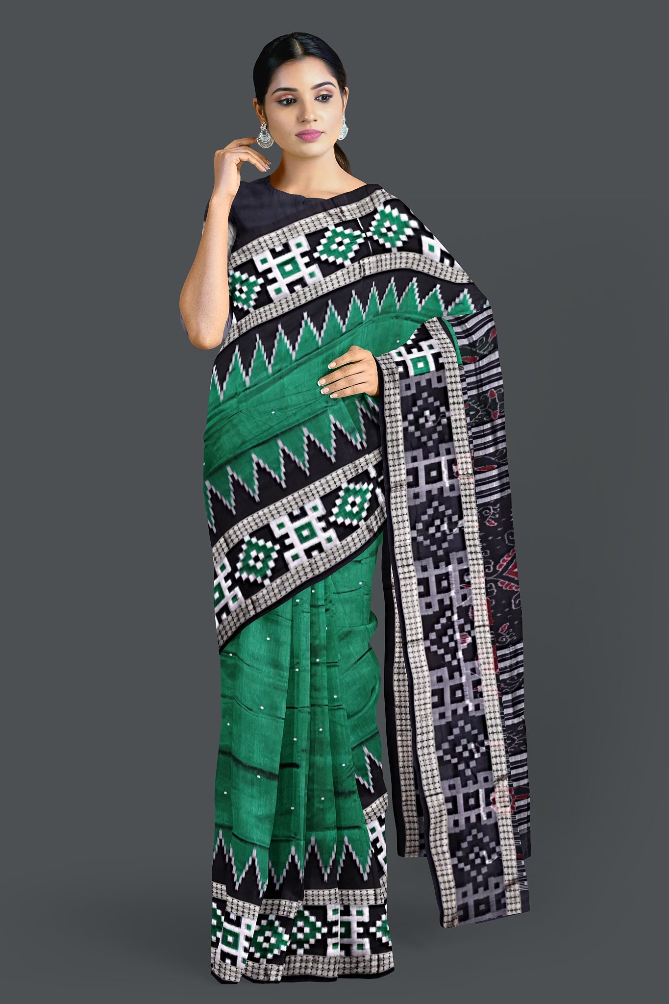 Forest Green Border Pasapalli Buti Bomkai Saree