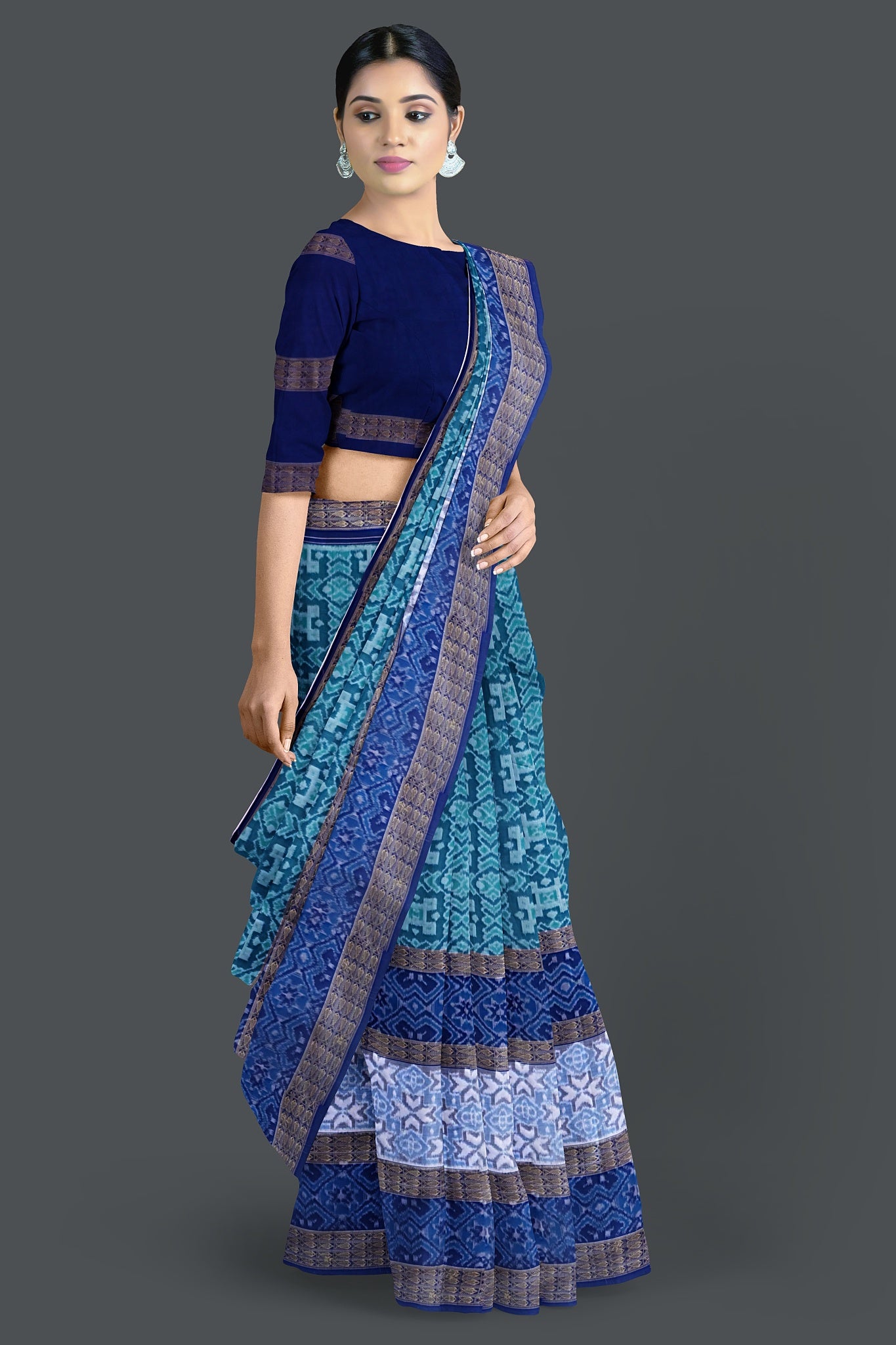 Cyan Double Border Bandha Saree