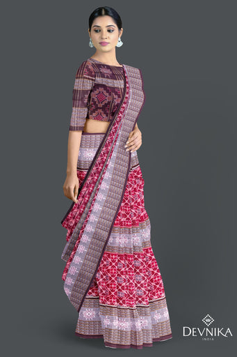 Red And Maroon Fish Border Bandha Saree