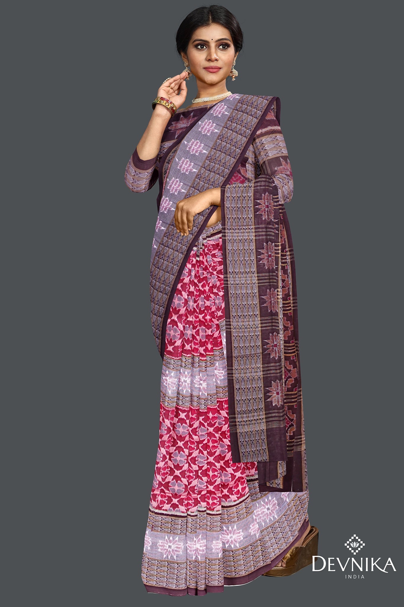Red And Maroon Fish Border Bandha Saree