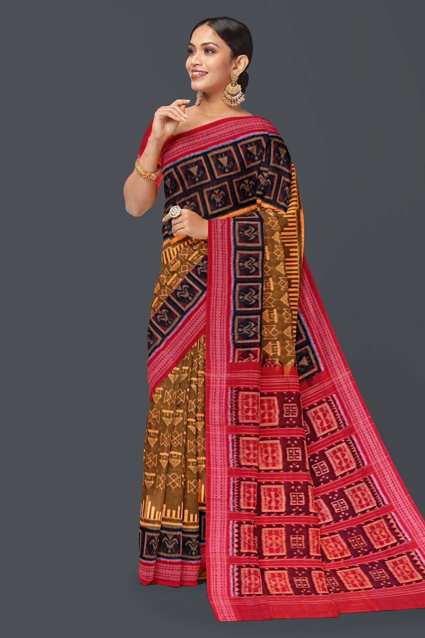 Golden Brown Big Border Bandha Saree