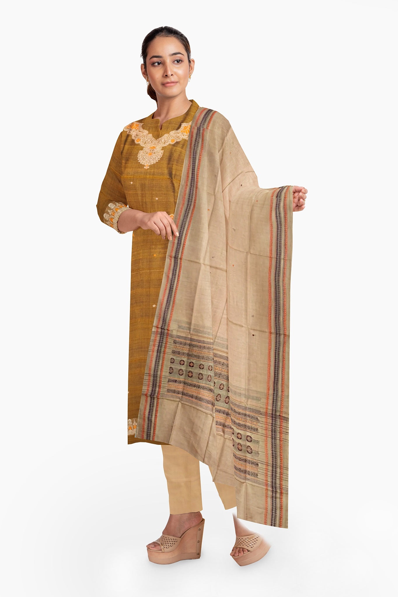 Bomkai Dress Set Necklace Design