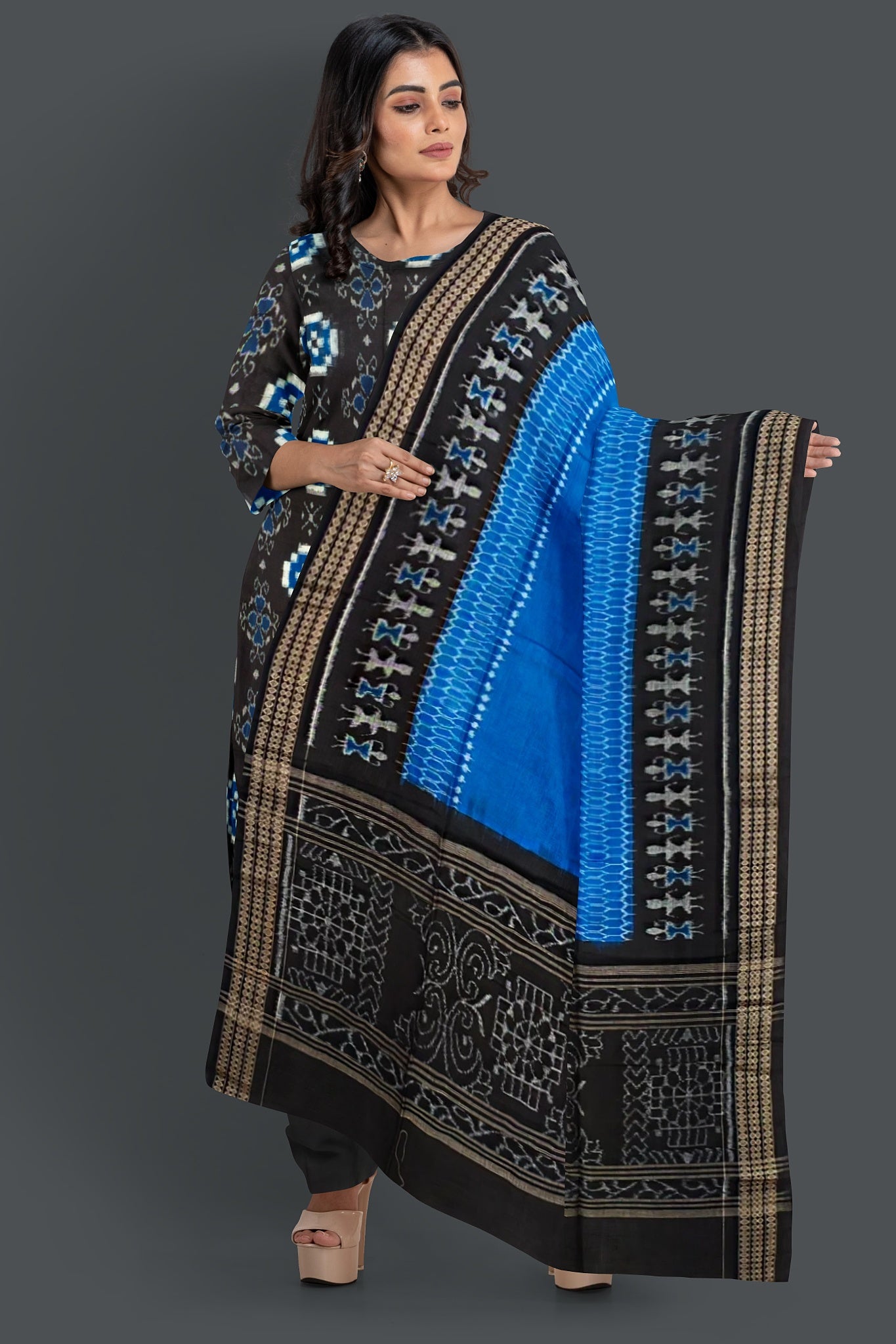 Black Top With Black Pant & Blue Chunri Pasapalli Dress Set