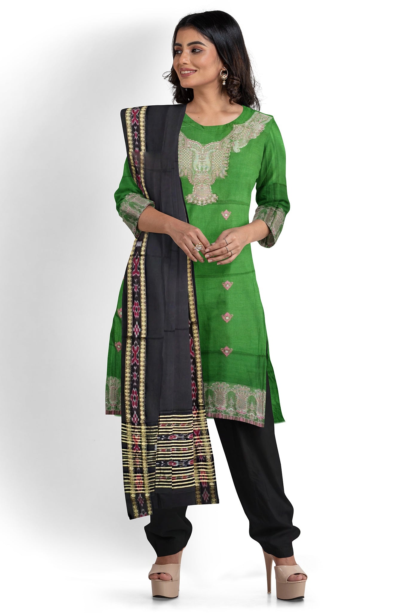 Green Bomkai Dress Set Necklace Design