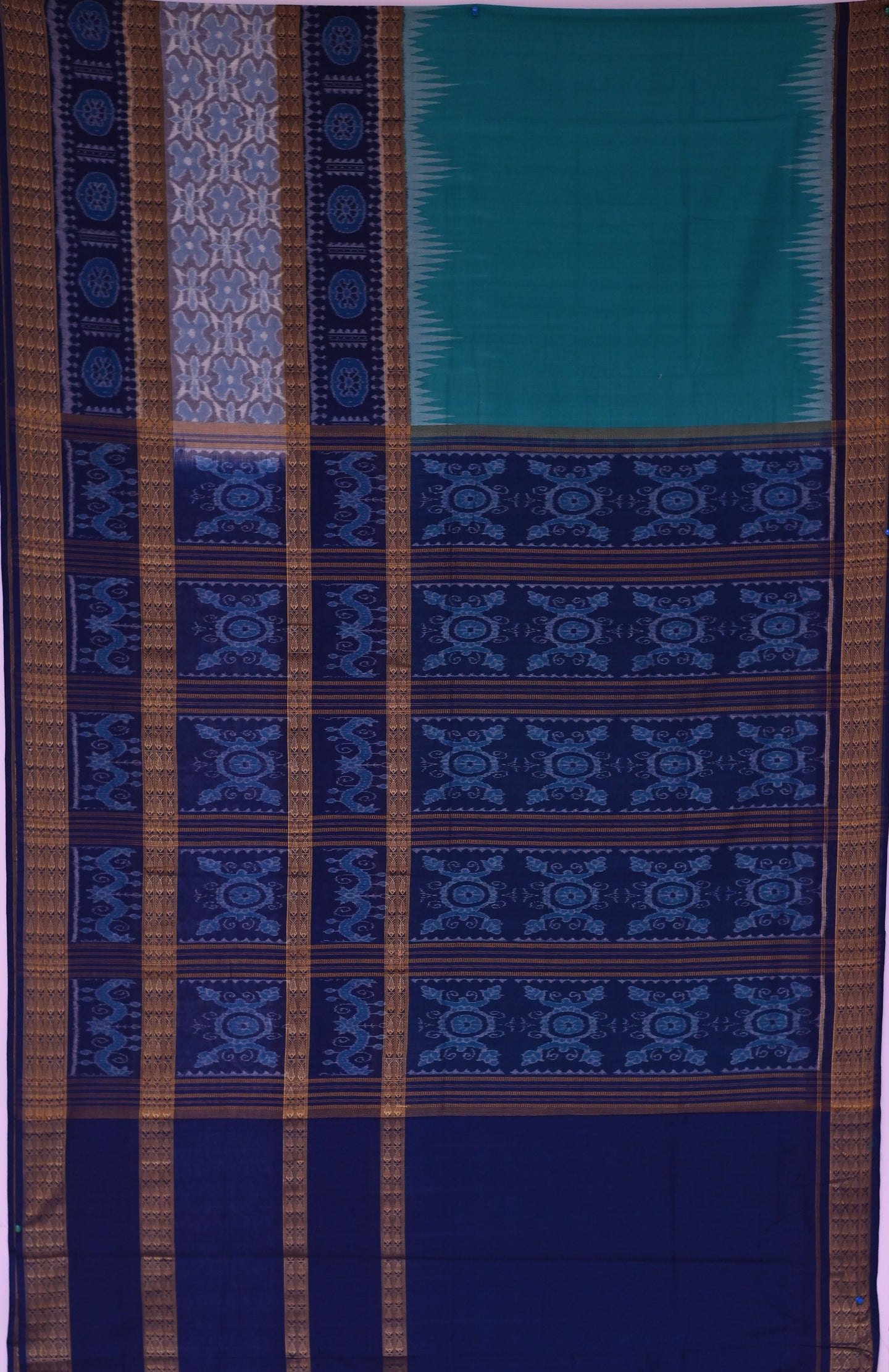 Sea Green Big Border Bandha Saree